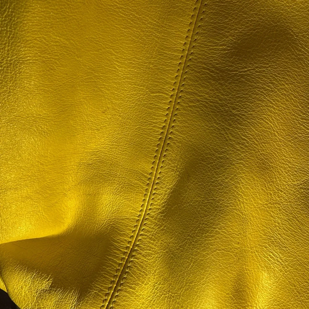 Paolo Masi Yellow Leather Shoulder Bag with Chain Straps - Picture 3 of 6